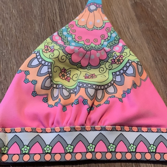 Victoria Secret bikini 👙 top size Large - Picture 4 of 5